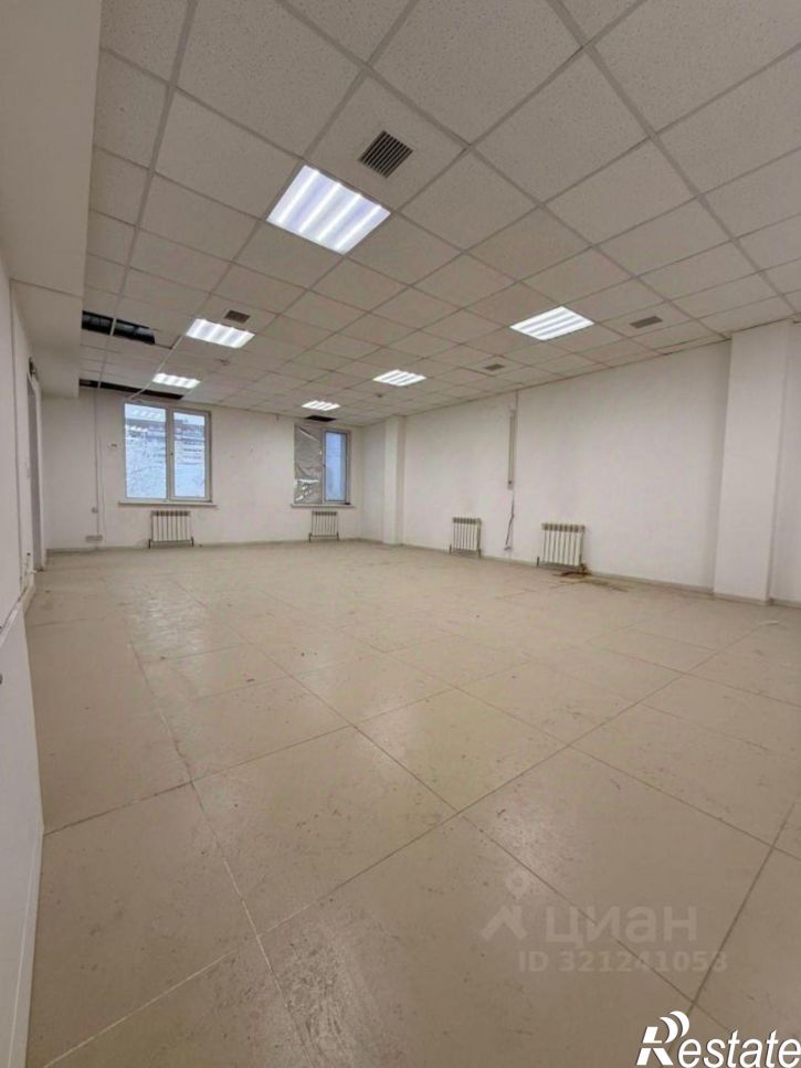 Помещение свободного назначения улица Орджоникидзе, 39,  д. 39