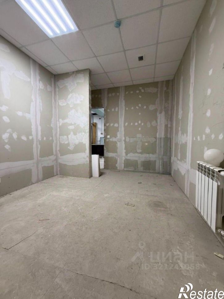 Помещение свободного назначения улица Орджоникидзе, 39,  д. 39