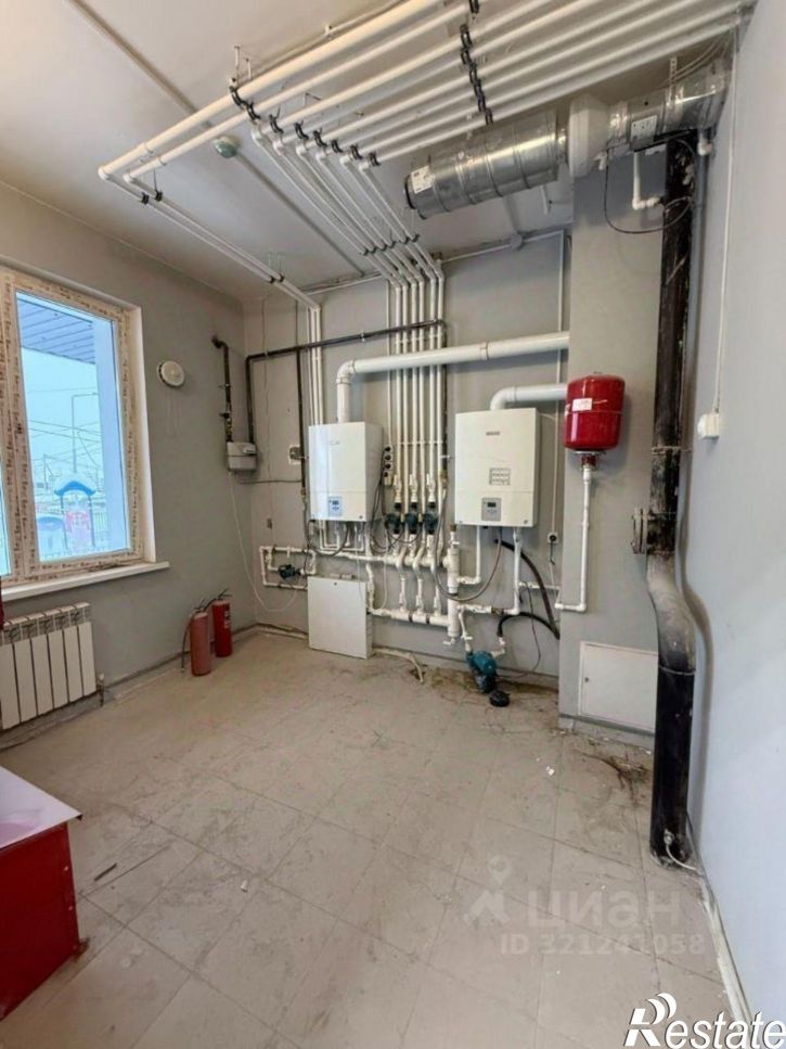 Помещение свободного назначения улица Орджоникидзе, 39,  д. 39