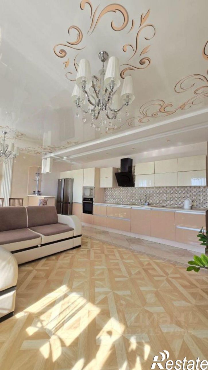 3-комн квартира ул Дзержинского, 34/2,  д. 34/2