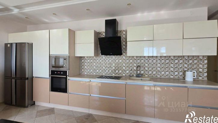 3-комн квартира ул Дзержинского, 34/2,  д. 34/2