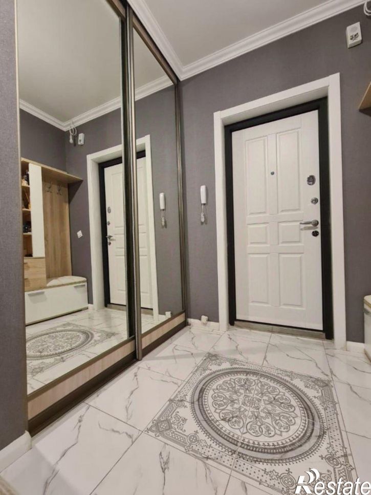 3-комн квартира ул Лермонтова, 102,  д. 102