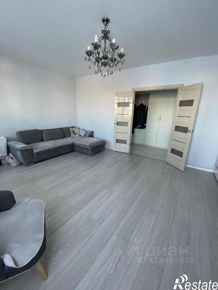 4-комн квартира улица Кальвица, 13/1,  д. 13/1