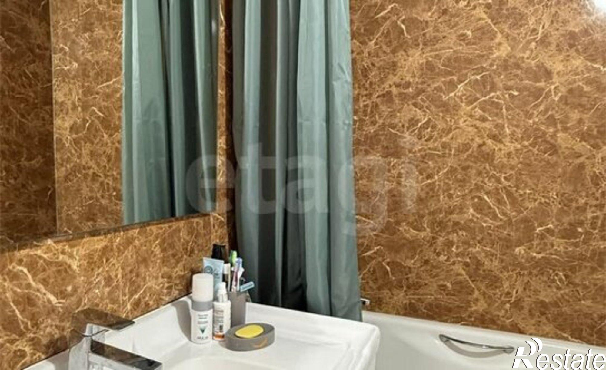 Купить квартиру за 5 500 000 рублей на ул Якова Петерса, 4