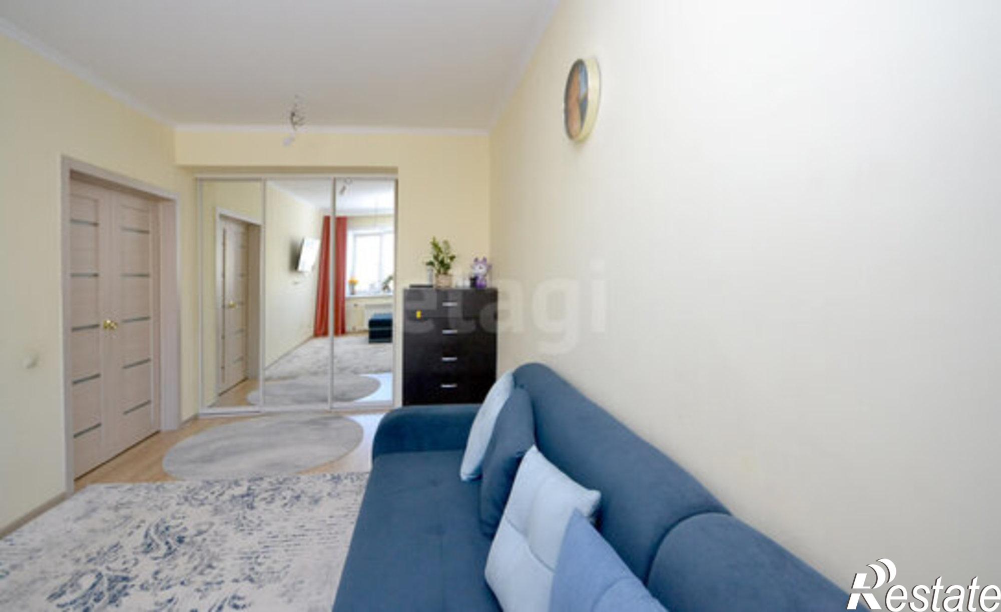 Купить квартиру за 5 900 000 рублей на улица Кржижановского, 75/6