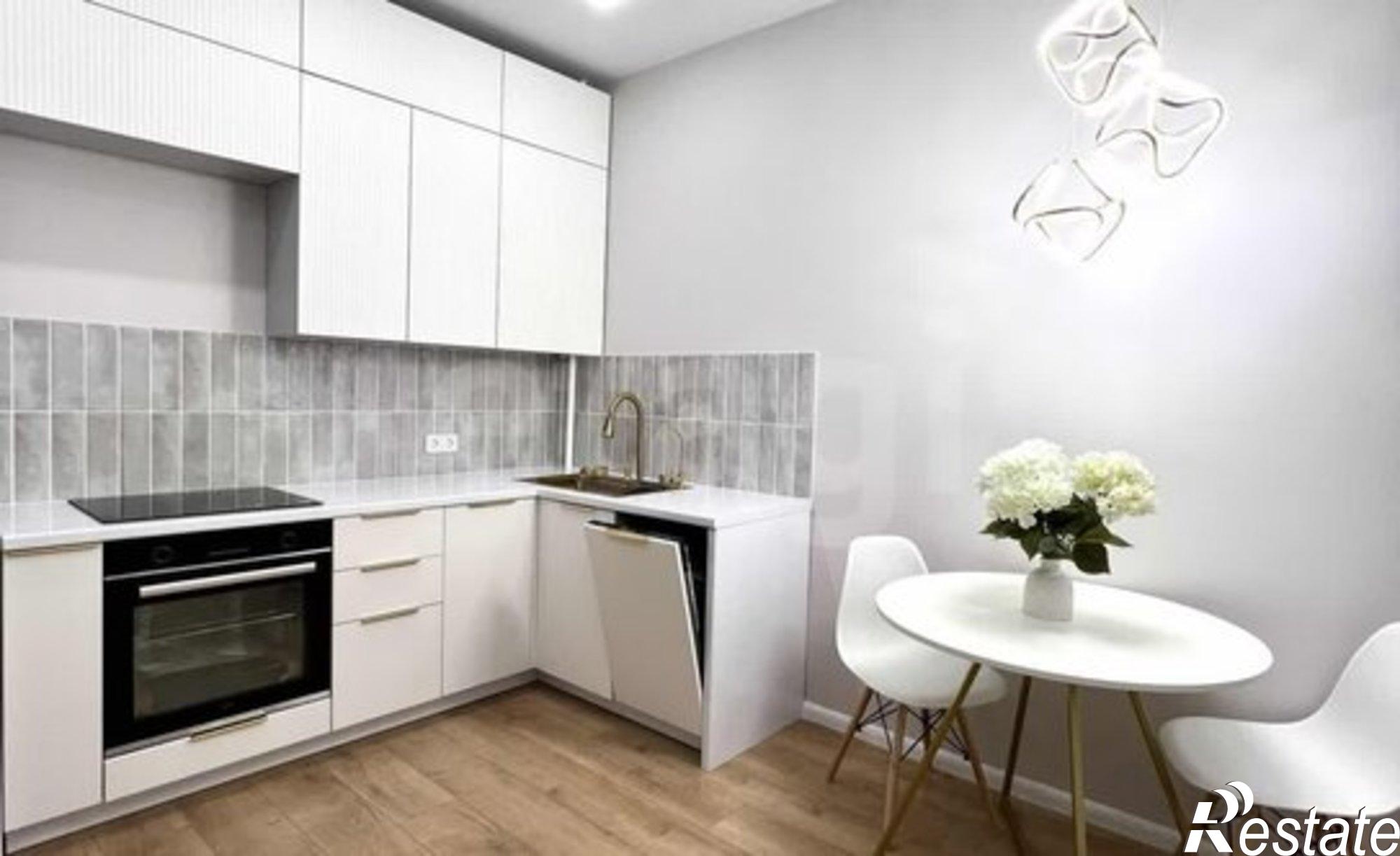 Купить квартиру за 9 350 000 рублей на улица Халтурина, 34/2