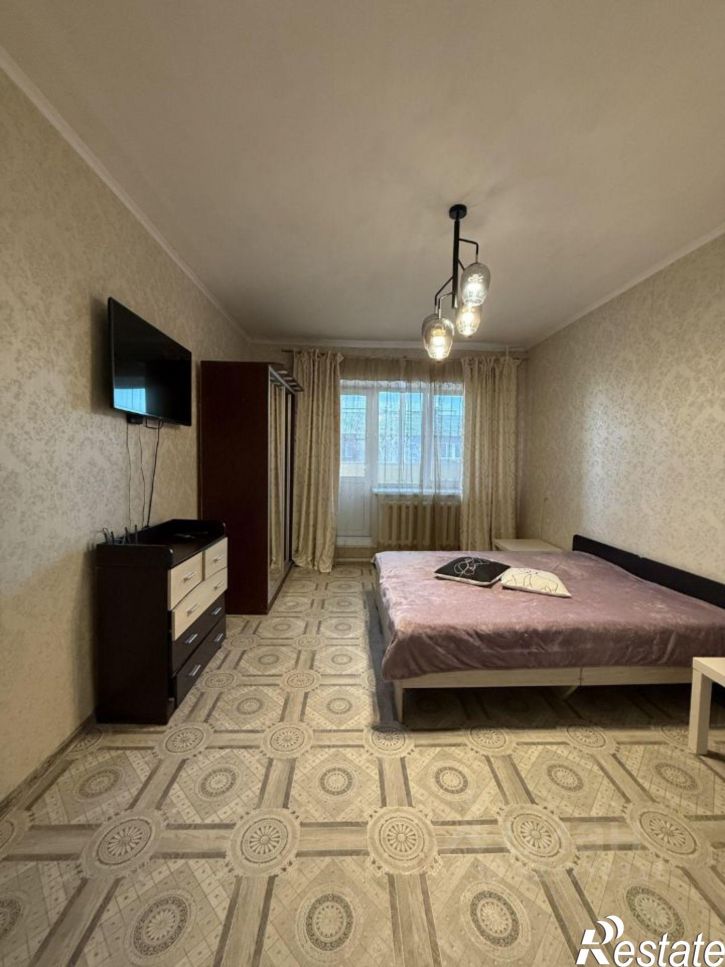 4-комн квартира улица Космонавтов, 19 к1,  д. 19 к1