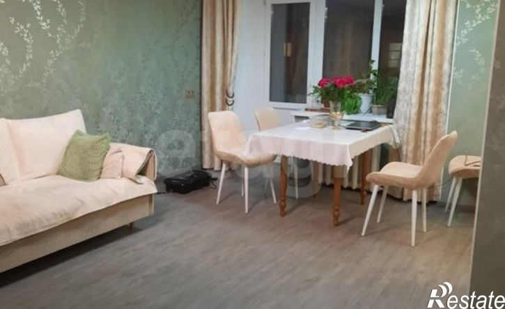 3-комн квартира улица Хабарова, 27/2,  д. 27/2