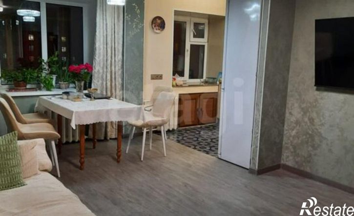 3-комн квартира улица Хабарова, 27/2,  д. 27/2