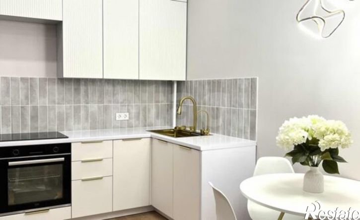 3-комн квартира улица Халтурина, 34/2,  д. 34/2