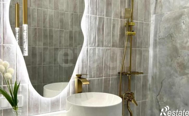 3-комн квартира улица Халтурина, 34/2,  д. 34/2