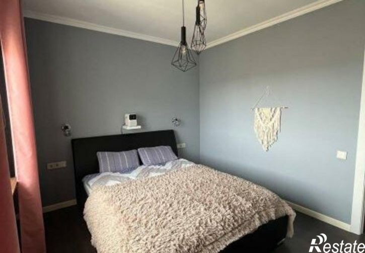 2-комн квартира улица Богдана Чижика, 27/1,  д. 27/1