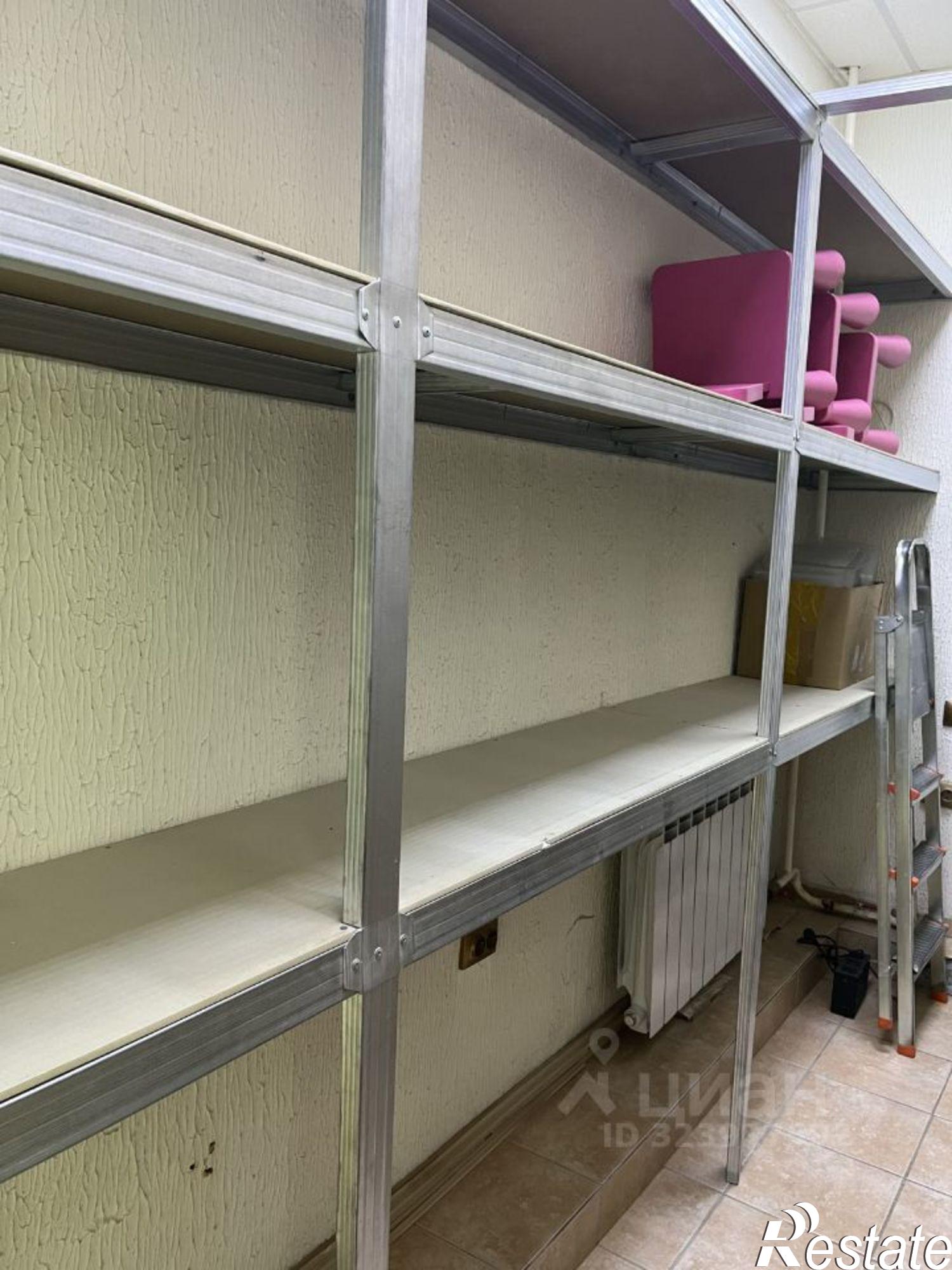 Купить торговое помещение за 12 350 000 рублей на улица Петра Алексеева, 6