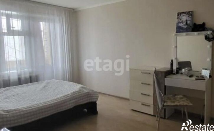 2-комн квартира улица Фёдора Попова, 10/1,  д. 10/1