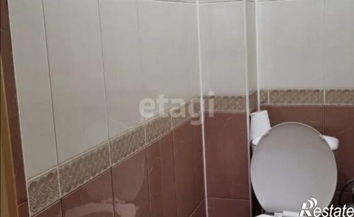 2-комн квартира улица Фёдора Попова, 10/1,  д. 10/1