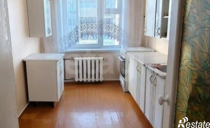 4-комн квартира улица Дзержинского, 40/2,  д. 40/2