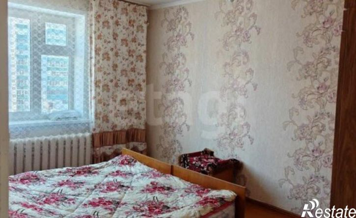 4-комн квартира улица Дзержинского, 40/2,  д. 40/2