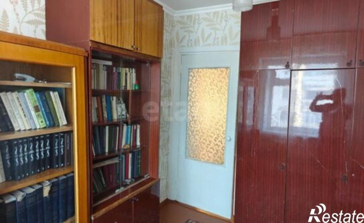 4-комн квартира улица Дзержинского, 40/2,  д. 40/2