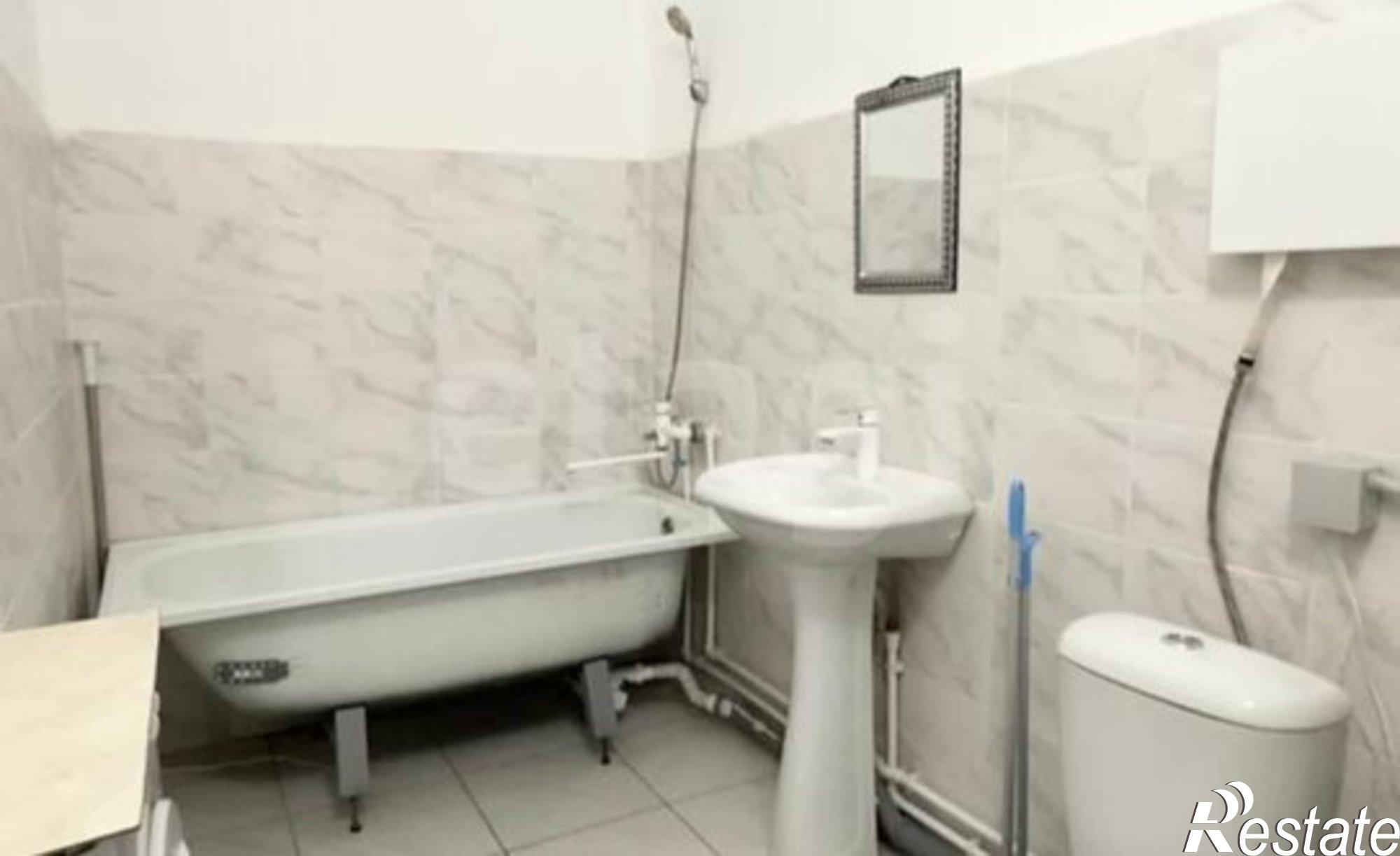 Купить квартиру за 6 000 000 рублей на улица Александра Захарченко, 5