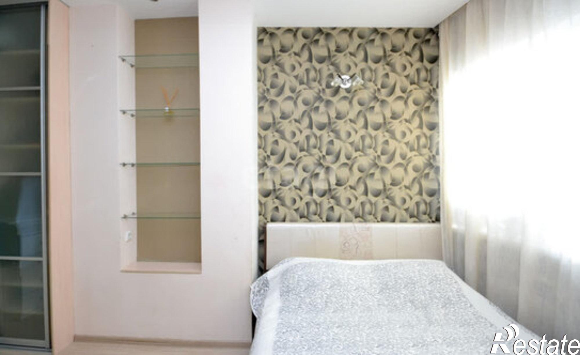 Купить квартиру за 18 700 000 рублей на ул Ларионова, 6