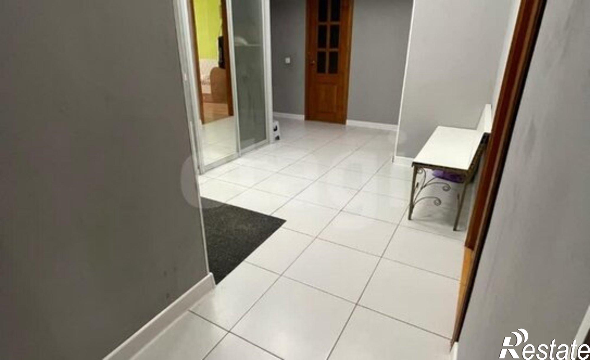 Купить квартиру за 9 300 000 рублей на ул Рыдзинского, 18 9