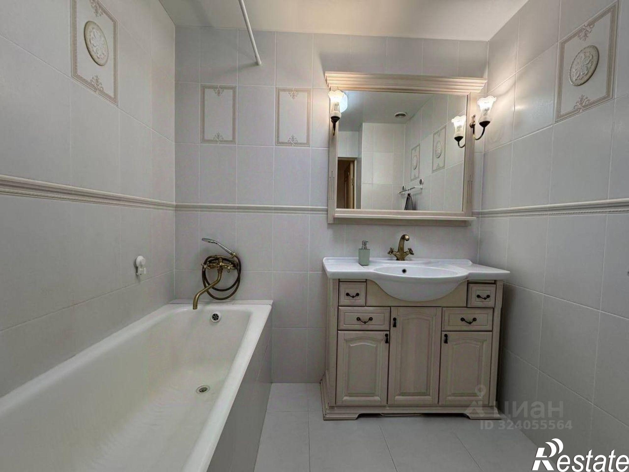 Сдать квартиру за 60 000 рублей на проспект Ленина, 62