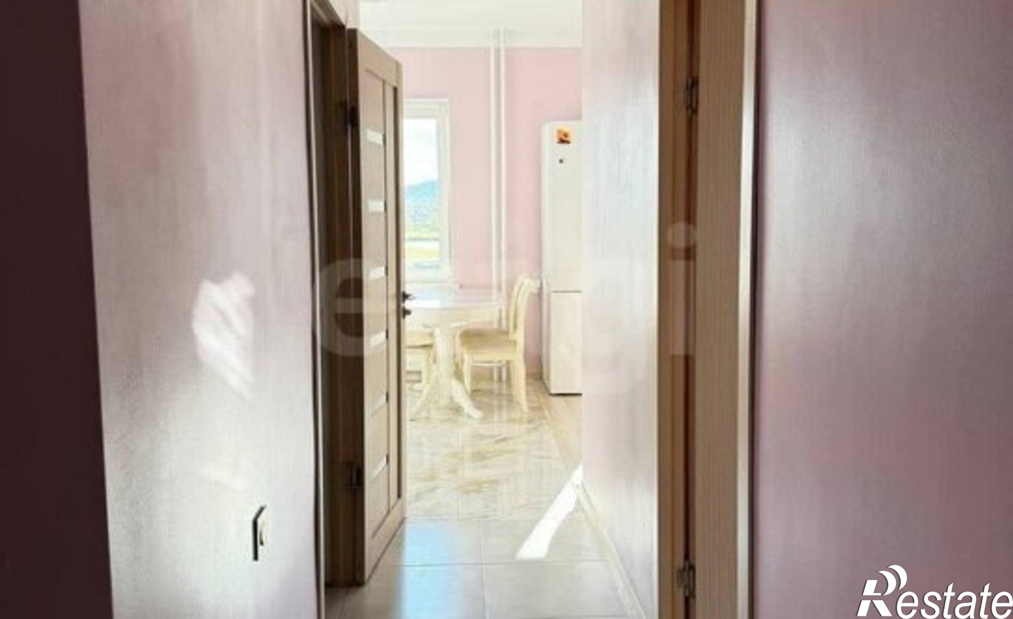 Купить квартиру за 7 900 000 рублей на лётчицы Веры Захаровой улица, 15