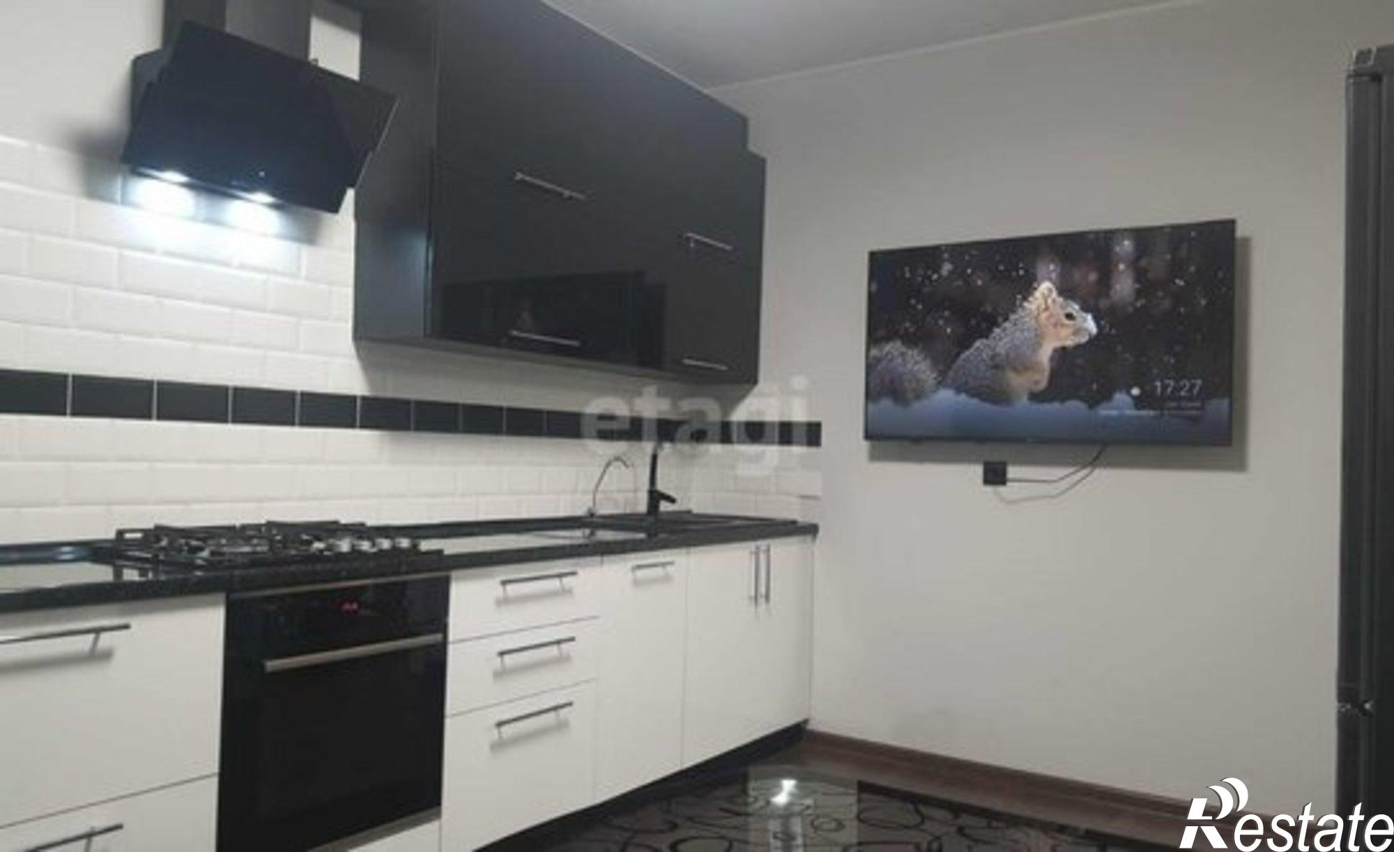 Купить квартиру за 8 200 000 рублей на Республика Саха (Якутия), 203-й микрорайон, 1