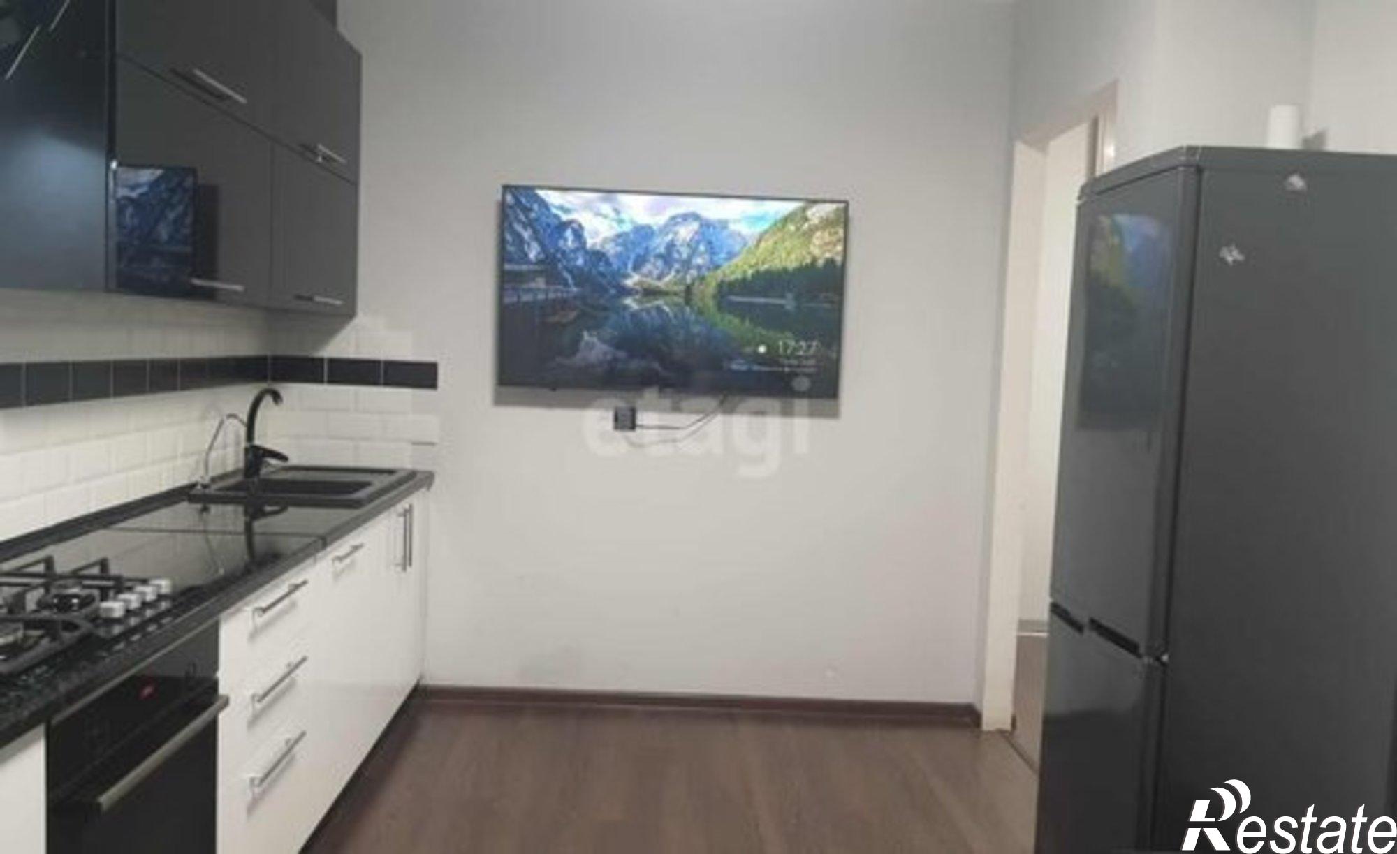 Купить квартиру за 8 200 000 рублей на Республика Саха (Якутия), 203-й микрорайон, 1