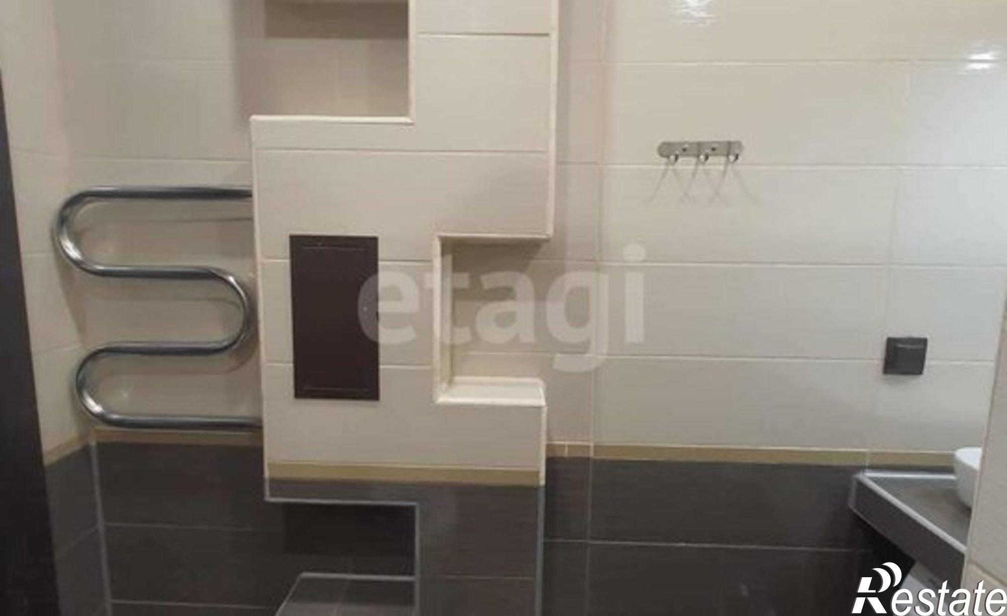 Купить квартиру за 8 200 000 рублей на Республика Саха (Якутия), 203-й микрорайон, 1