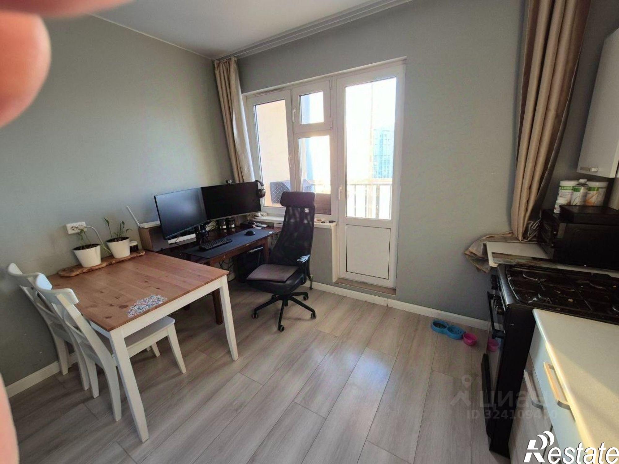 Купить квартиру за 6 600 000 рублей на проспект Михаила Николаева, 2/4