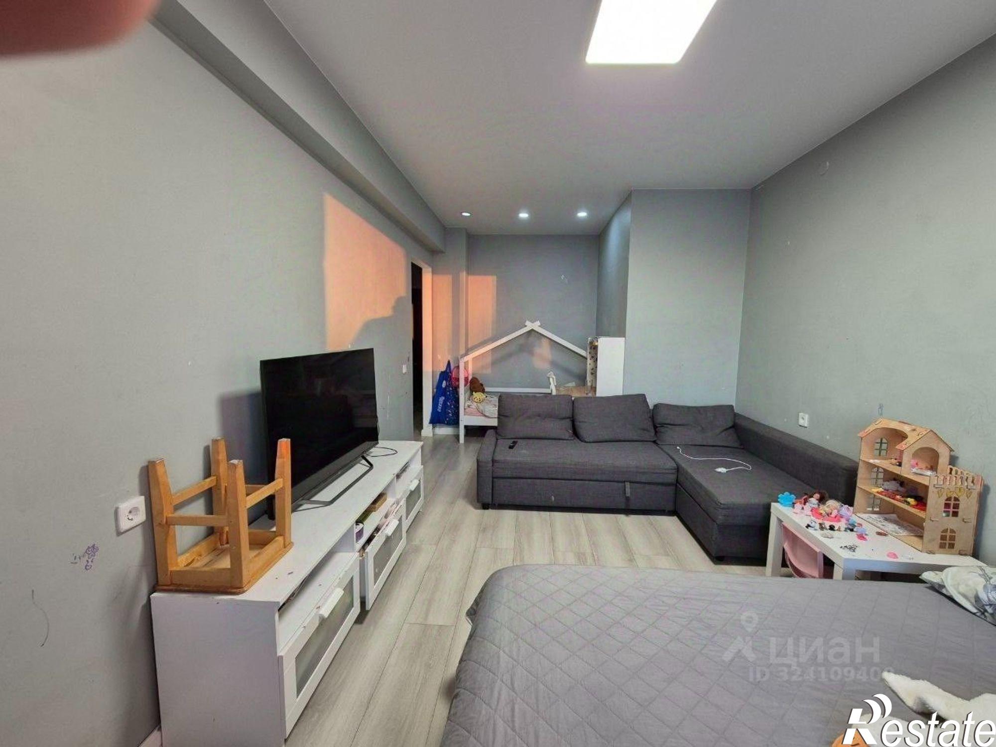 Купить квартиру за 6 600 000 рублей на проспект Михаила Николаева, 2/4