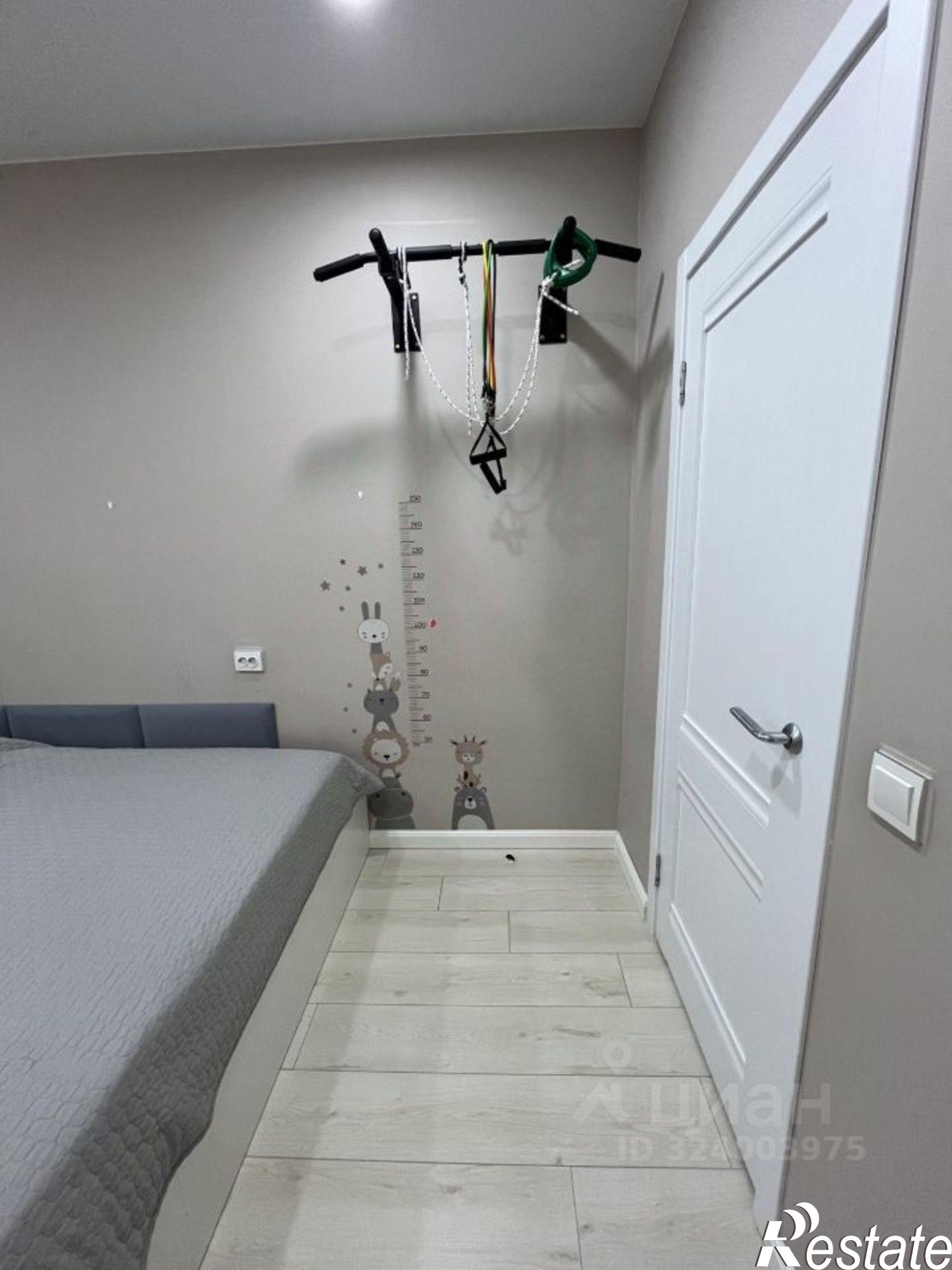 Купить квартиру за 10 500 000 рублей на ул Короленко, 25