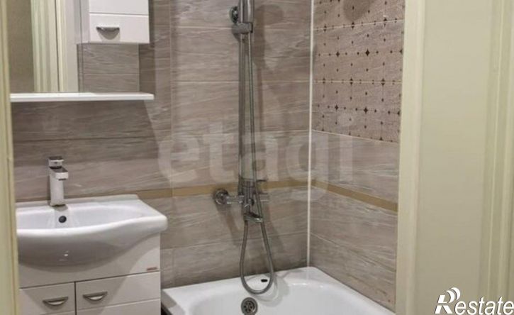 2-комн квартира улица Кулаковского, 4/2,  д. 4/2