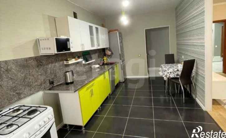 3-комн квартира ул Рыдзинского, 18 9,  д. 18 9,  к. 9