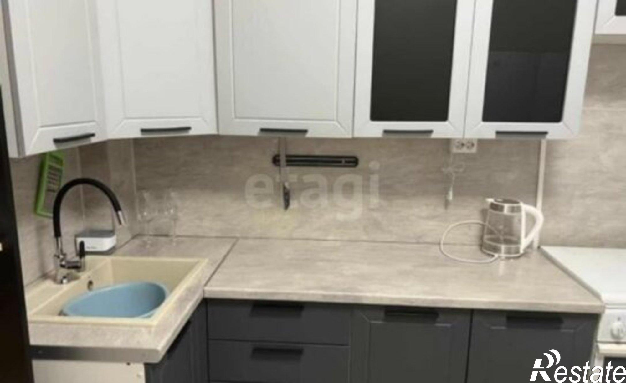 Купить квартиру за 4 000 000 рублей на Республика Саха (Якутия), улица Газовиков, 9