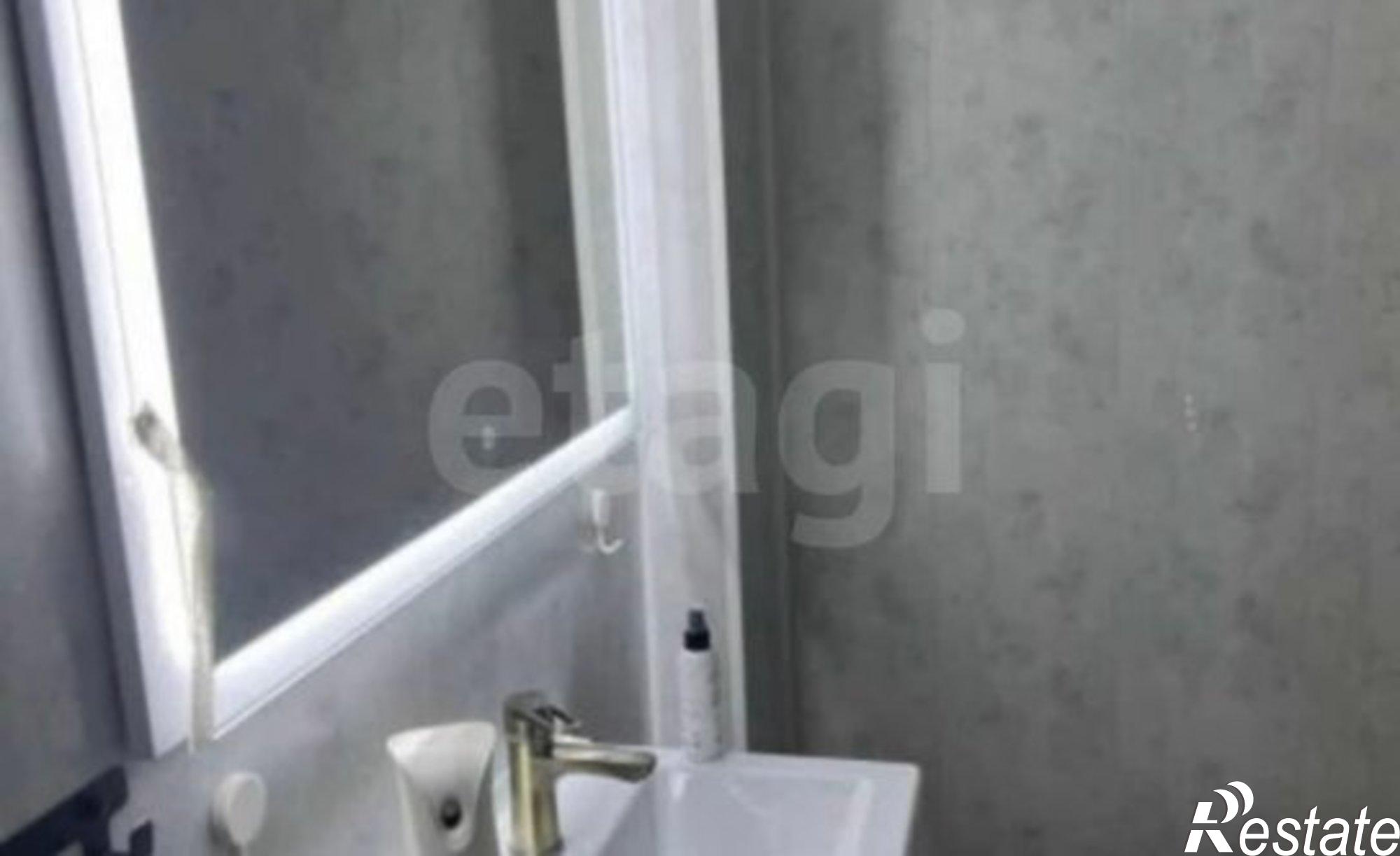 Купить квартиру за 4 000 000 рублей на Республика Саха (Якутия), улица Газовиков, 9