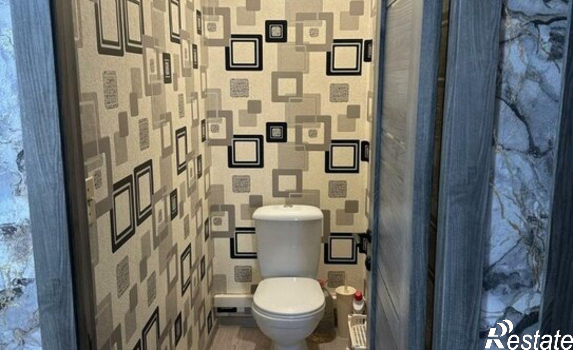 Купить квартиру за 5 800 000 рублей на Республика Саха (Якутия), микрорайон Борисовка-2, 7