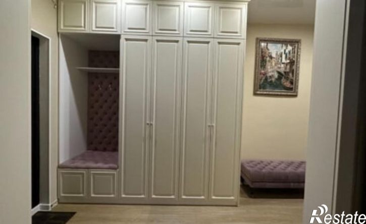 3-комн квартира Республика Саха (Якутия), 203-й микрорайон, 6