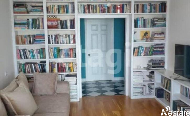 3-комн квартира улица Дзержинского, 34/2,  д. 34/2