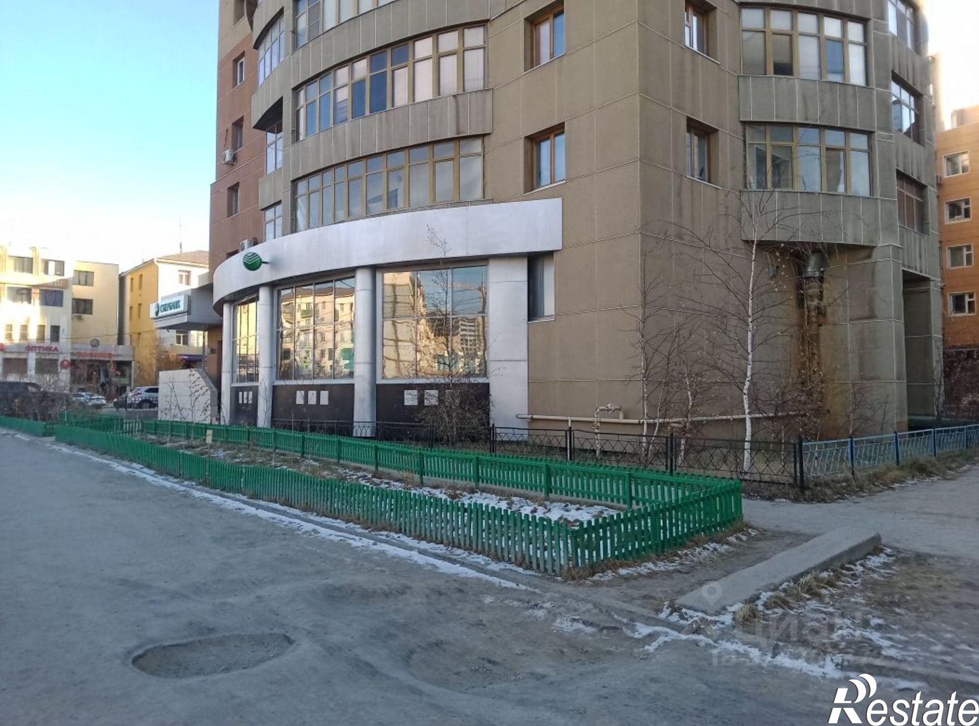 Купить помещение свободного назначения за 130 000 000 рублей на ул Петра Алексеева, 19