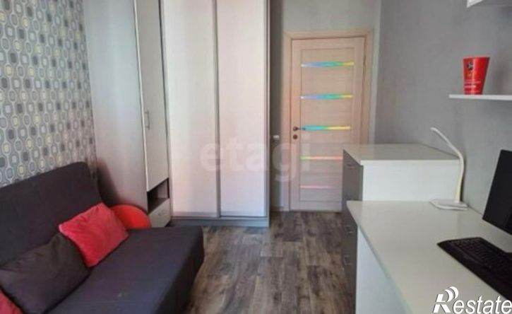 3-комн квартира Республика Саха (Якутия), 203-й микрорайон, 36