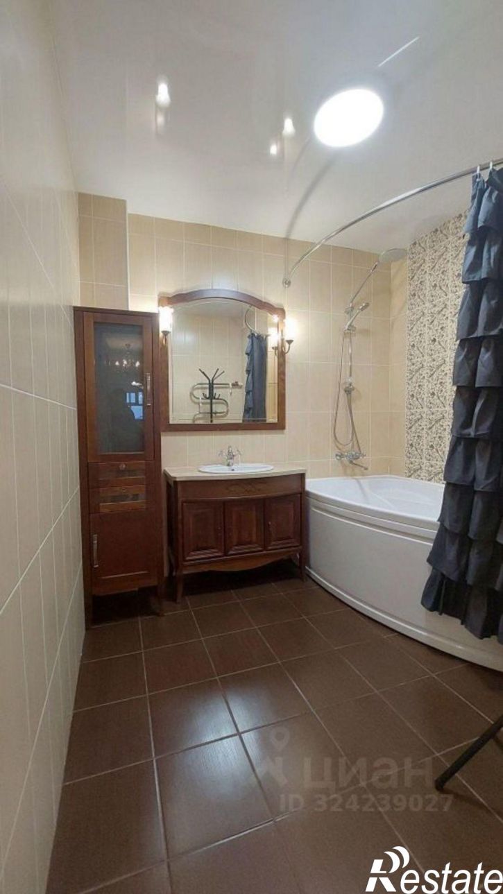 2-комн квартира 203-й микрорайон м-н, 6