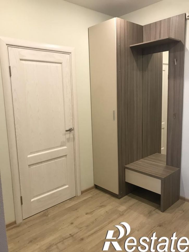 1-комн квартира Пояркова , 18