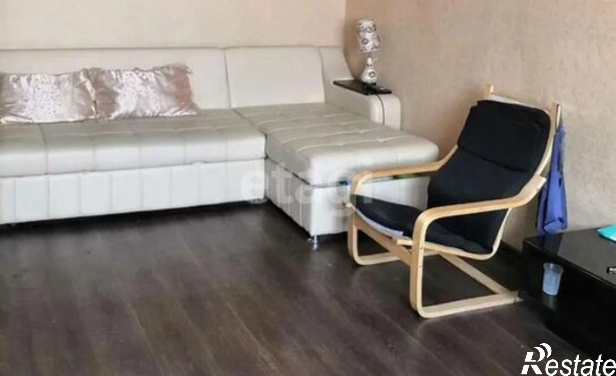 Купить квартиру за 10 000 000 рублей на ул Петра Алексеева, 83/18