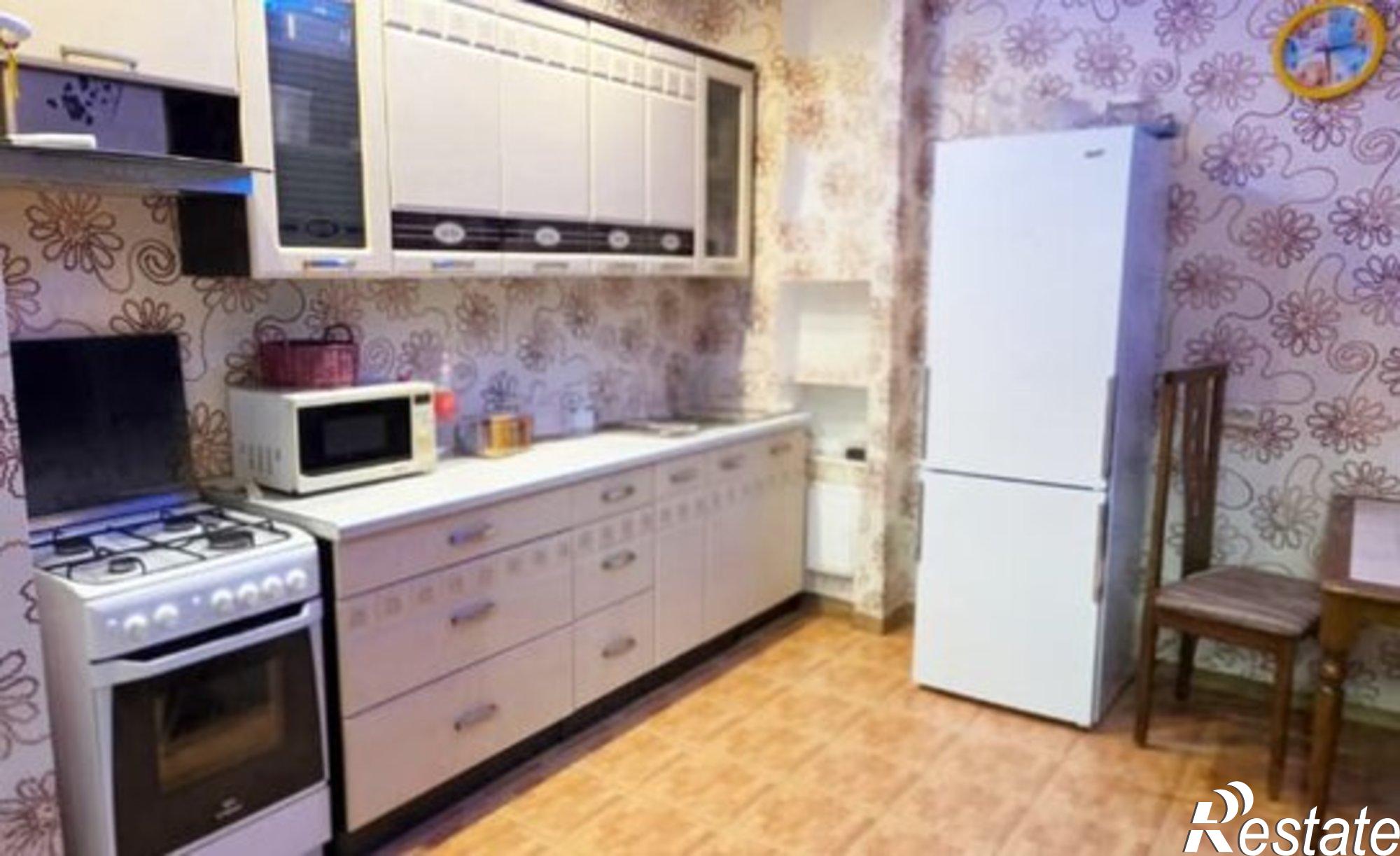 Купить квартиру за 11 000 000 рублей на ул Пояркова, 23