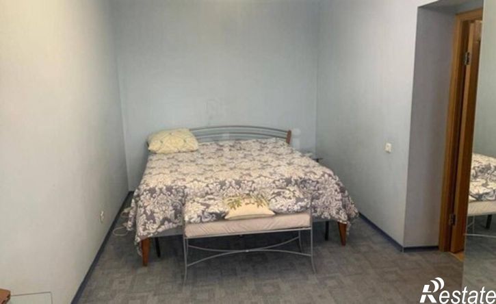 3-комн квартира улица Орджоникидзе, 50,  д. 50