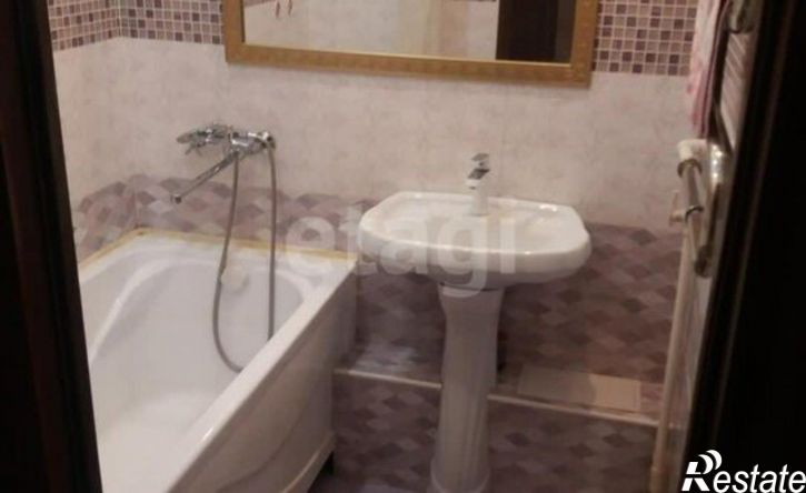 4-комн квартира улица Фёдора Попова, 2,  д. 2