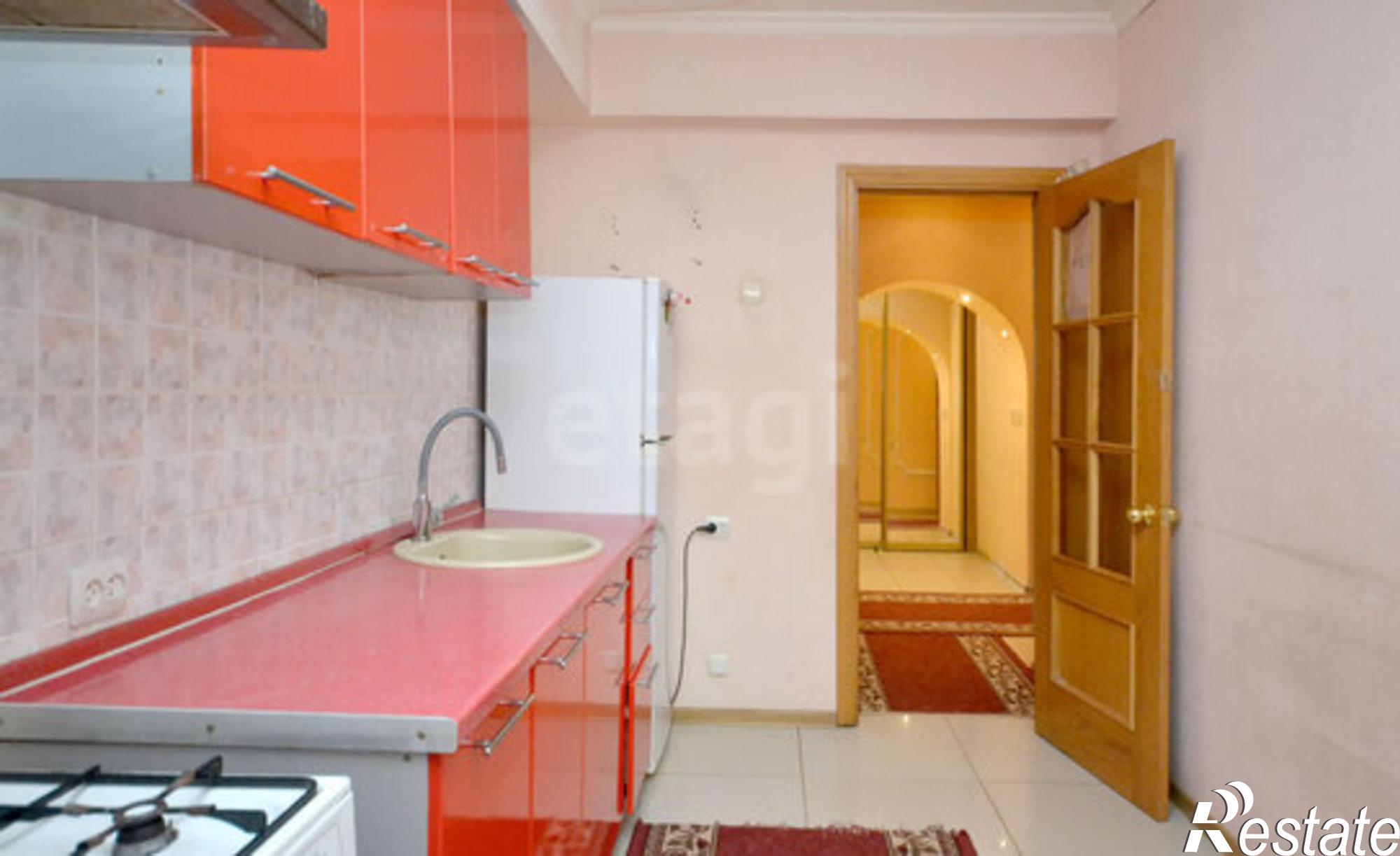 Купить квартиру за 10 000 000 рублей на ул Можайского, 13/3