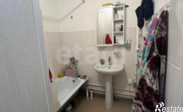 2-комн квартира ул Александра Захарченко, 7,  д. 7